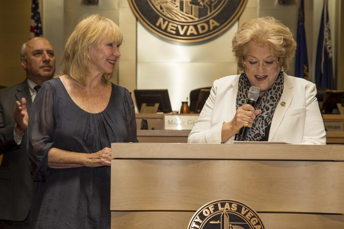 LindaSmith-Mayor Goodman motivational speaker